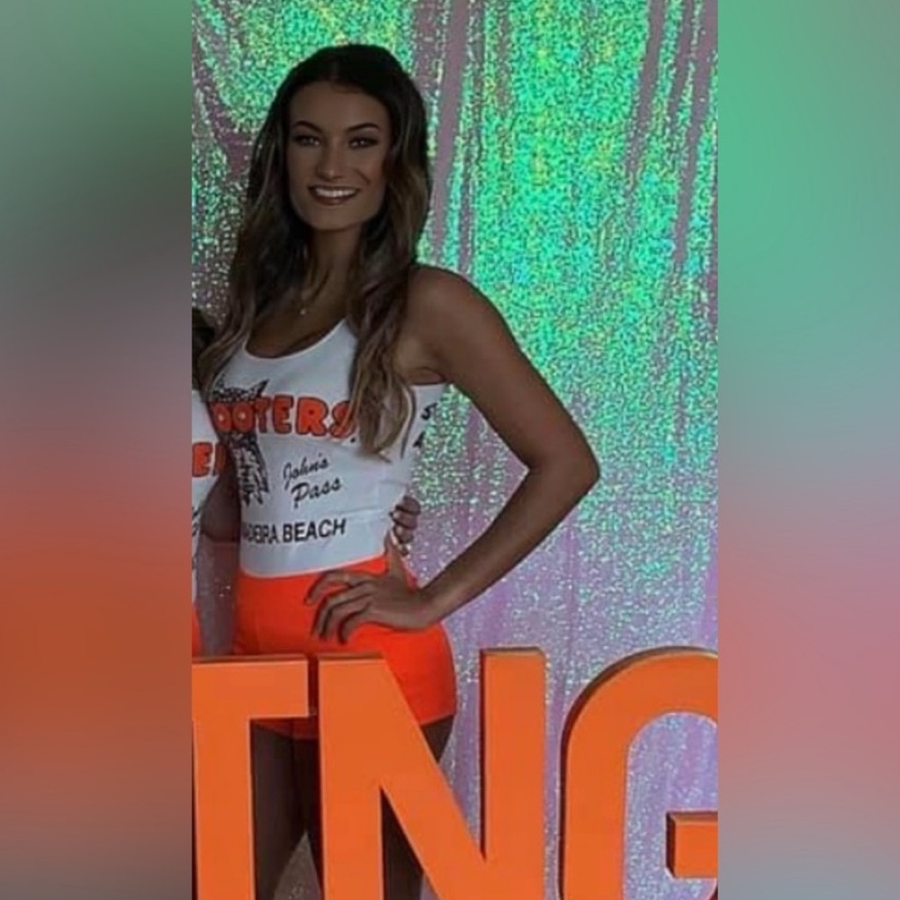 Hooters nylons